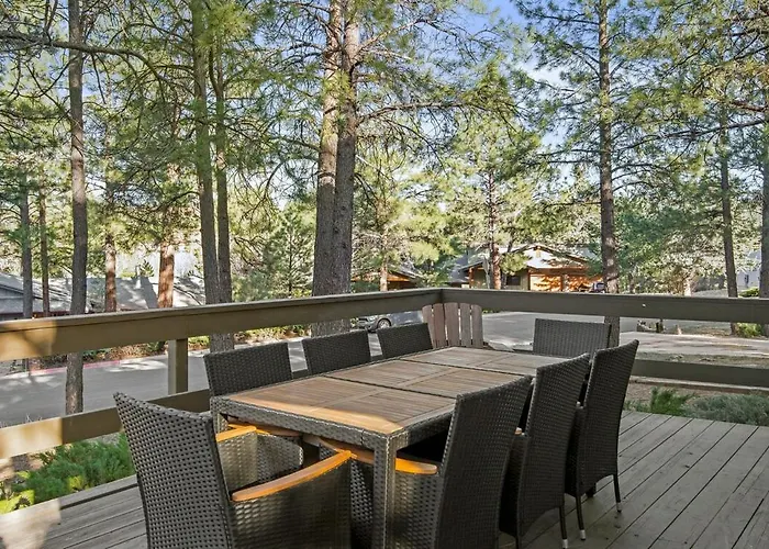 Pines And Plaid Hideaway * Flagstaff
