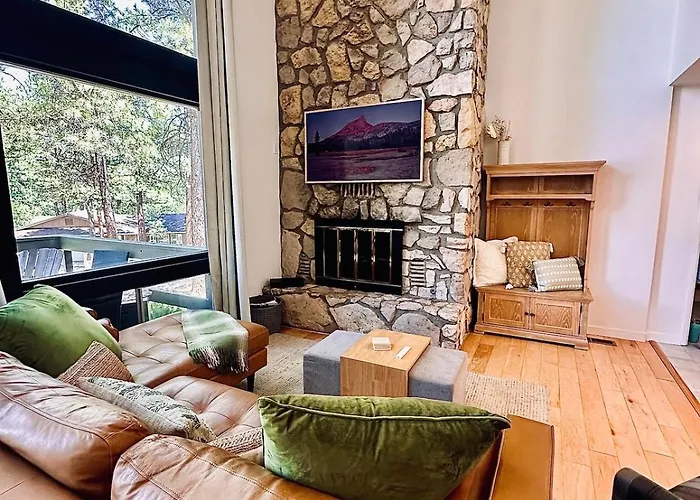 Ferienhaus Pines And Plaid Hideaway