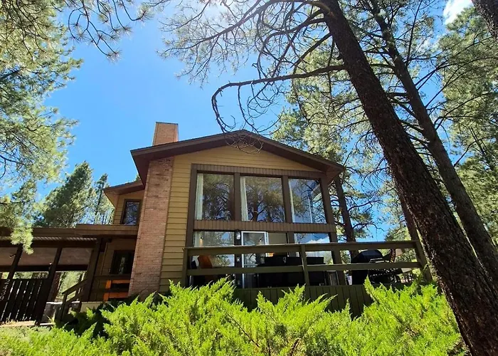 Ferienhaus Pines And Plaid Hideaway *